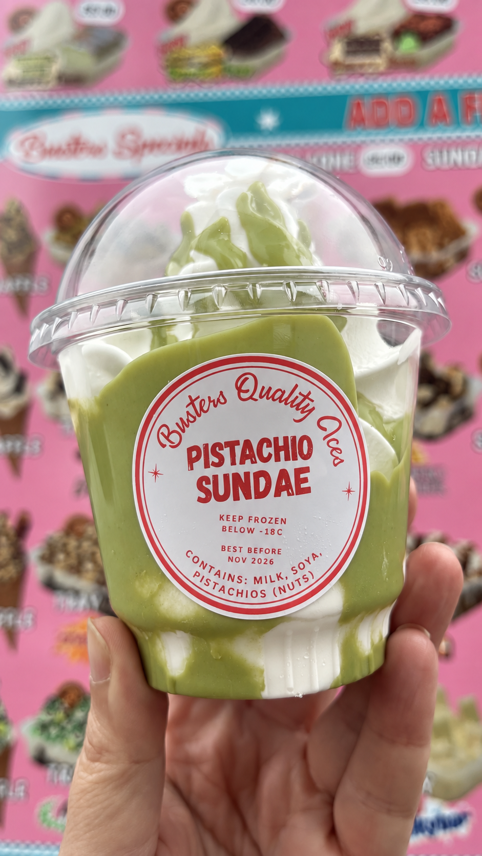 Pistachio sundae with creamy green sauce